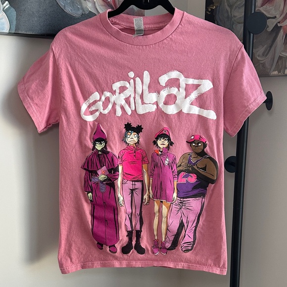 Gildan Tops - Gildan Gorillaz Pink Graphic Tee